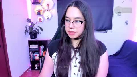  Im Lauren  independent model   online show from February 13, 2025, 2:23 am