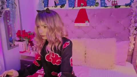 Lauren evans9 online show from December 23, 2025, 3:37 am