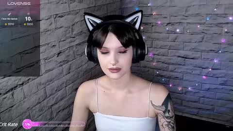 Snapshot of lauren_raquel chatting on December 23, 2024, 4:17 pm Eva online show from December 23, 2024, 4:17 pm