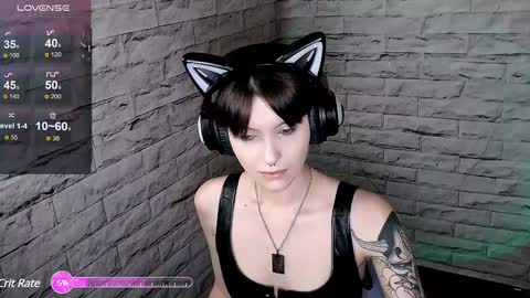 Snapshot of lauren_raquel chatting on December 29, 2024, 2:42 pm Eva online show from December 29, 2024, 2:42 pm