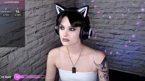 Snapshot of lauren_raquel chatting on December 31, 2024, 3:20 pm Eva online show from December 31, 2024, 3:20 pm