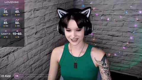 Snapshot of lauren_raquel chatting on January 9, 2025, 6:26 pm Eva online show from January 9, 2025, 6:26 pm