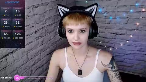 Snapshot of lauren_raquel chatting on September 8, 2025, 5:45 pm Eva online show from September 8, 2025, 5:45 pm