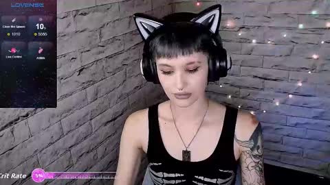 Snapshot of lauren_raquel chatting on September 26, 2025, 5:50 pm Eva online show from September 26, 2025, 5:50 pm