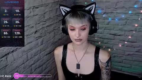 Snapshot of lauren_raquel chatting on October 16, 2025, 6:09 pm Eva online show from October 16, 2025, 6:09 pm