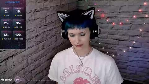 Snapshot of lauren_raquel chatting on October 22, 2025, 4:07 pm Eva online show from October 22, 2025, 4:07 pm