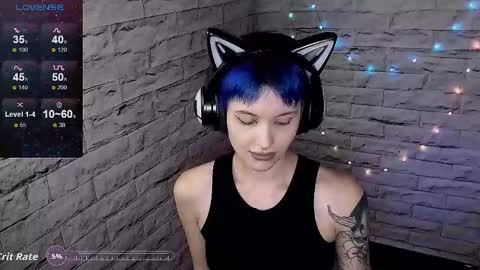 Snapshot of lauren_raquel chatting on November 6, 2025, 5:58 pm Eva online show from November 6, 2025, 5:58 pm