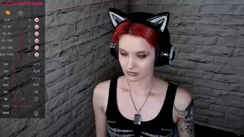 Snapshot of lauren_raquel chatting on June 8, 2026, 7:14 pm Eva online show from June 8, 2026, 7:14 pm
