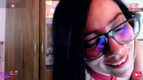 Lauren online show from January 17, 2026, 6:44 pm