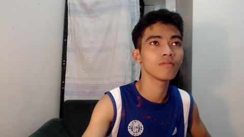 Snapshot of laurence_cuttieguyhere chatting on July 12, 2026, 7:43 am laurence_cuttieguyhere online show from July 12, 2026, 7:43 am