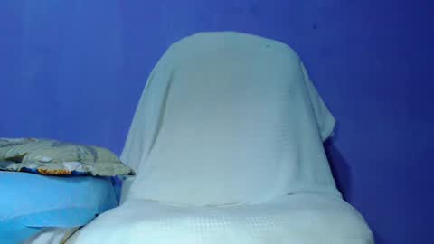 Laurens GIRL VERY HOT online show from February 7, 2025, 4:59 am