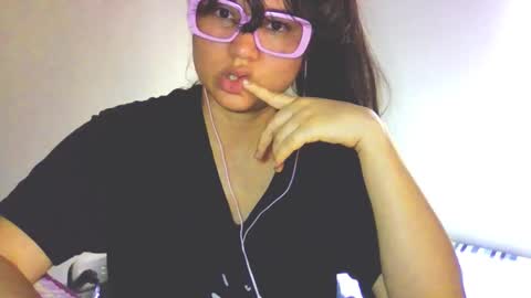 onlyfan laureng7 - 7 laureng2 online show from March 10, 2026, 5:18 pm