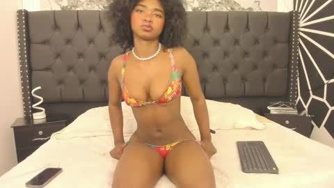 Lauren  online show from February 17, 2026, 1:18 pm