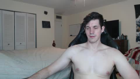 Lauren online show from November 17, 2025, 11:32 pm