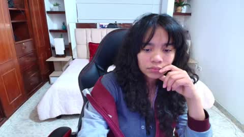laurent online show from December 17, 2024, 9:17 am