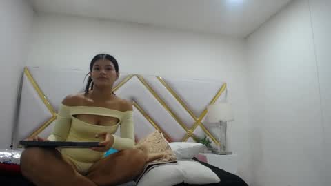 L A U R E N T  M O R R I S online show from April 15, 2026, 4:14 pm