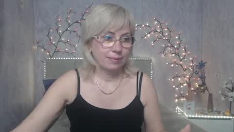 Snapshot of laurenwishy chatting on April 23, 2026, 12:29 pm Lauren online show from April 23, 2026, 12:29 pm