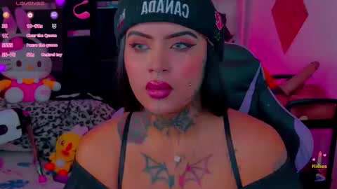 Snapshot of lauri_ink chatting on June 11, 2026, 2:53 am lauri online show from June 11, 2026, 2:53 am