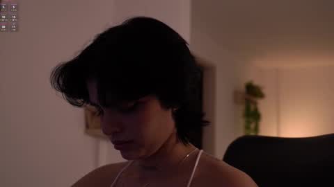 laurita_4 online show from January 19, 2026, 1:15 pm