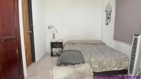 laura   online show from January 31, 2025, 8:11 am