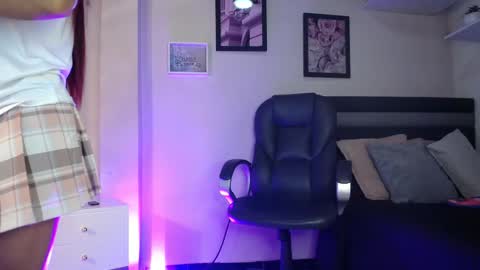 Snapshot of lauwild_ chatting on January 15, 2026, 11:15 am LauWild online show from January 15, 2026, 11:15 am