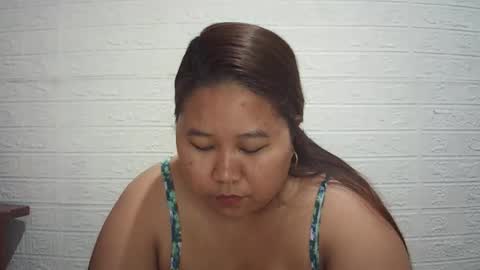 Snapshot of lavalyn214 chatting on April 28, 2026, 2:55 pm lavalyn214 online show from April 28, 2026, 2:55 pm