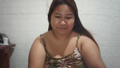 Snapshot of lavalyn214 chatting on May 11, 2026, 4:48 pm lavalyn214 online show from May 11, 2026, 4:48 pm