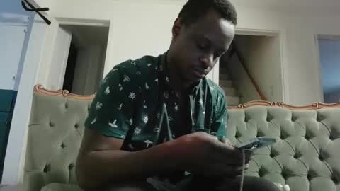 lavanderbrown online show from November 27, 2025, 9:06 pm