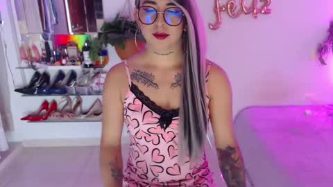 Snapshot of laveneno_ortiz07 chatting on December 3, 2024, 11:24 pm Cristina online show from December 3, 2024, 11:24 pm