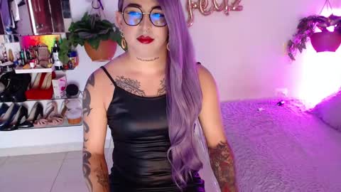 Snapshot of laveneno_ortiz07 chatting on October 26, 2025, 11:42 pm Cristina online show from October 26, 2025, 11:42 pm