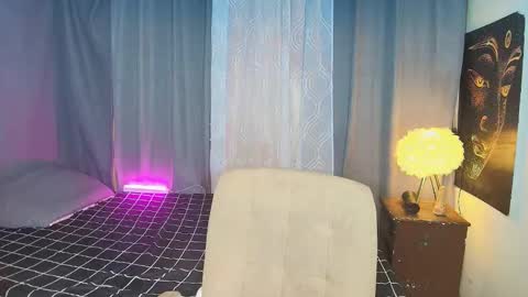 Victoria online show from November 7, 2025, 6:08 pm