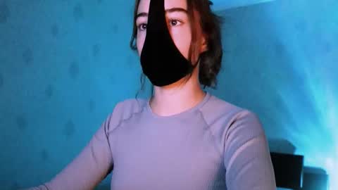 Lavinda online show from October 7, 2025, 3:20 pm