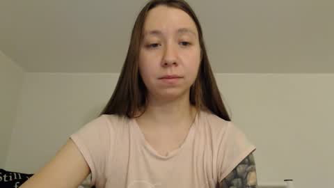 Lavvvenda online show from November 30, 2025, 10:14 pm