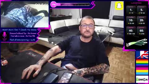 Leek online show from November 17, 2025, 11:32 pm