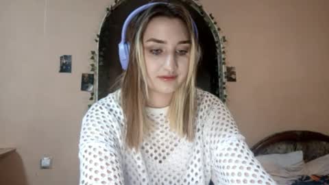 Ann online show from November 5, 2025, 9:20 am