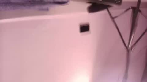 Lay Madison  online show from April 7, 2026, 7:14 pm