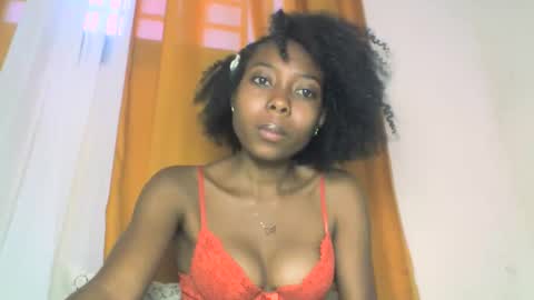 layannek online show from October 12, 2025, 12:04 pm