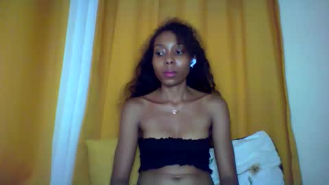 layannek online show from January 5, 2026, 5:49 pm