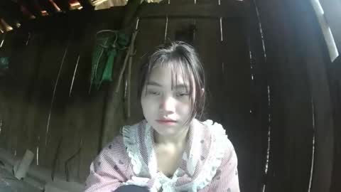 layla_999 online show from March 1, 2026, 1:07 am