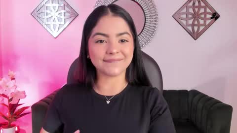 Layla Breezee online show from February 4, 2026, 12:44 pm