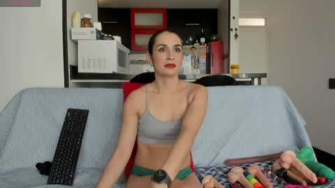Snapshot of layla_sia chatting on May 14, 2026, 3:41 pm LAYLA online show from May 14, 2026, 3:41 pm
