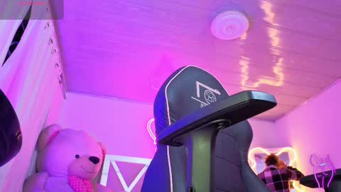 Snapshot of laylafoxy_tay chatting on October 9, 2025, 3:48 am laylafoxy_tay online show from October 9, 2025, 3:48 am