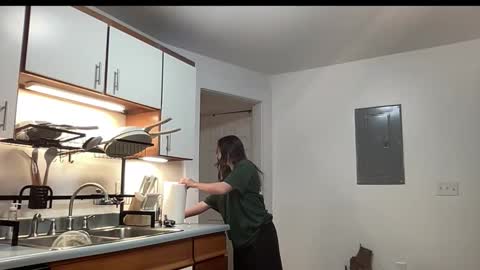 laylahlaylah1 online show from November 26, 2025, 11:22 am