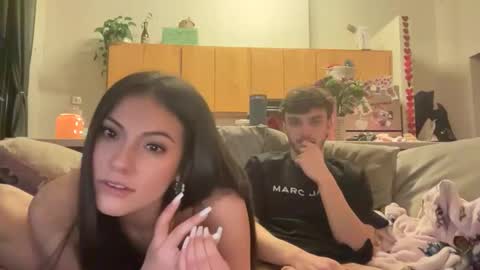 Layla online show from February 17, 2026, 5:04 am