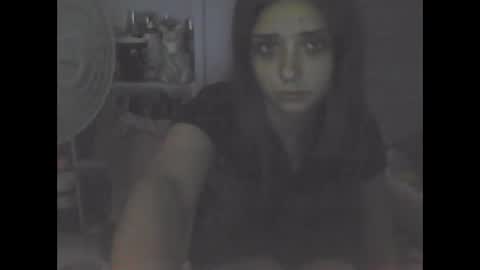 Layla online show from September 27, 2025, 11:32 pm