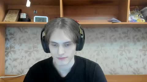 Snapshot of lazaret1k chatting on July 4, 2026, 5:46 am Vladi online show from July 4, 2026, 5:46 am