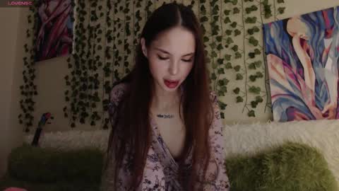 Alisa online show from January 10, 2026, 1:57 pm