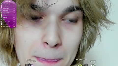 Snapshot of lazydarkknight chatting on February 22, 2025, 11:24 pm Alex online show from February 22, 2025, 11:24 pm