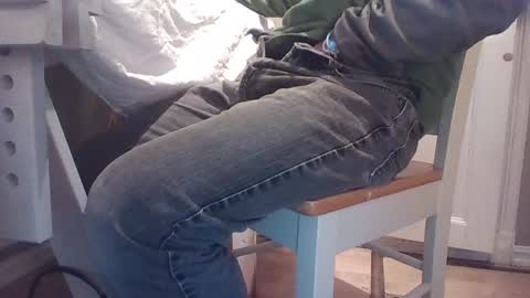 Snapshot of lbfm69 chatting on February 7, 2025, 12:31 am LBFM online show from February 7, 2025, 12:31 am