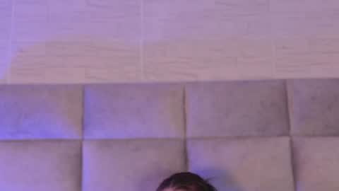 Snapshot of lea_walkerr chatting on June 11, 2026, 12:32 am lea_walkerr online show from June 11, 2026, 12:32 am